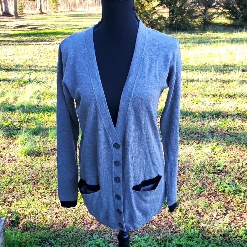 Grey Buttondown V Neck Cardigan NEW Medium